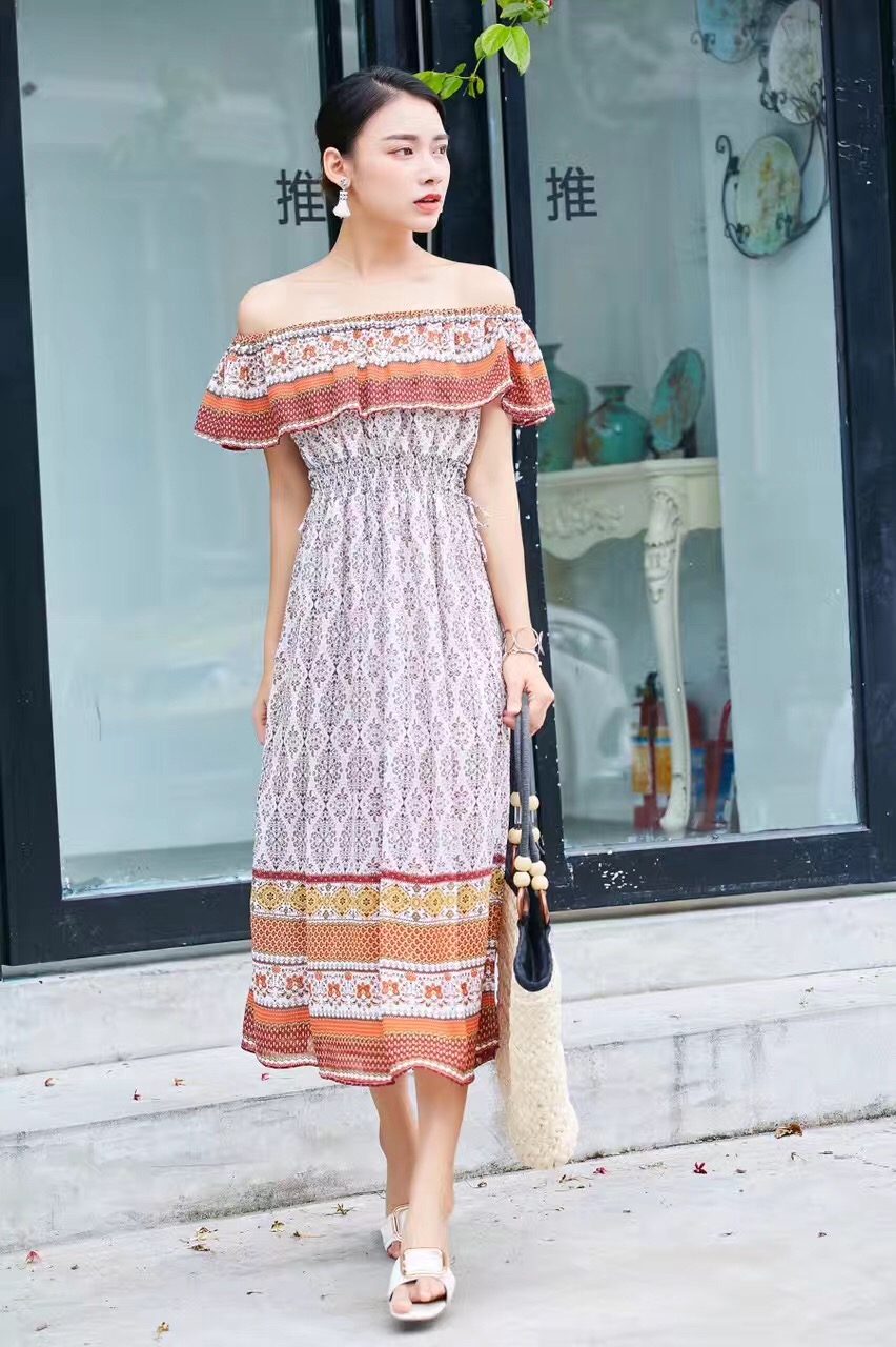 AV52 Đầm maxi hoa bèo hở vai