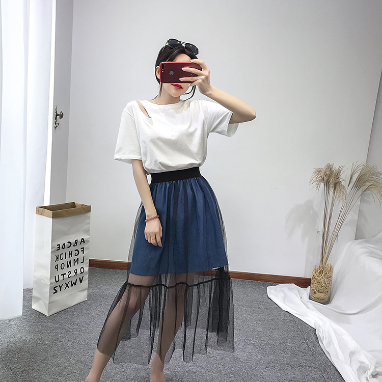 D1814 : Set bộ áo thun hở vai Hàn Quốc + Chân váy denim phối ren