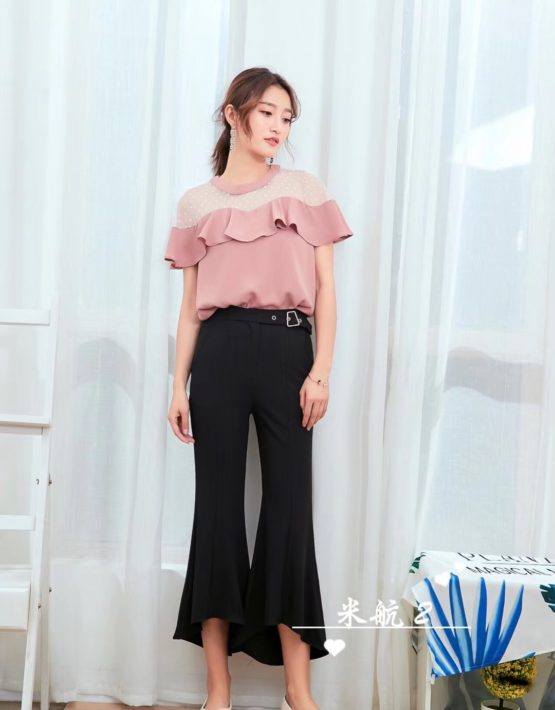 A1816 : Áo voan bèo phối chấm bi hở vai dễ thương