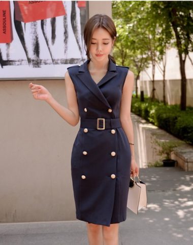 D1865 : Đầm sát nách cổ vest Hàn Quốc 2 hàng nút