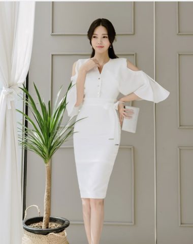 D1862 : Đầm liền ôm Hàn Quốc tay loe hở vai thắt đai eo