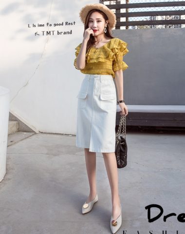 CV1912 : Chân váy denim trắng 2 túi hộp trước