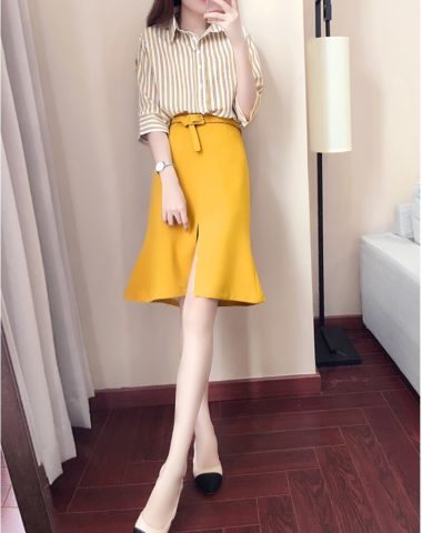 D1918 : Áo sơ mi tay lửng sọc kẻ + Chân váy đuôi cá