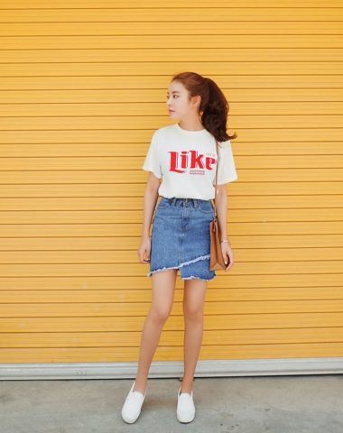 D1947 : Set bộ áo thun like + Chân váy Jean ngắn vạt chéo