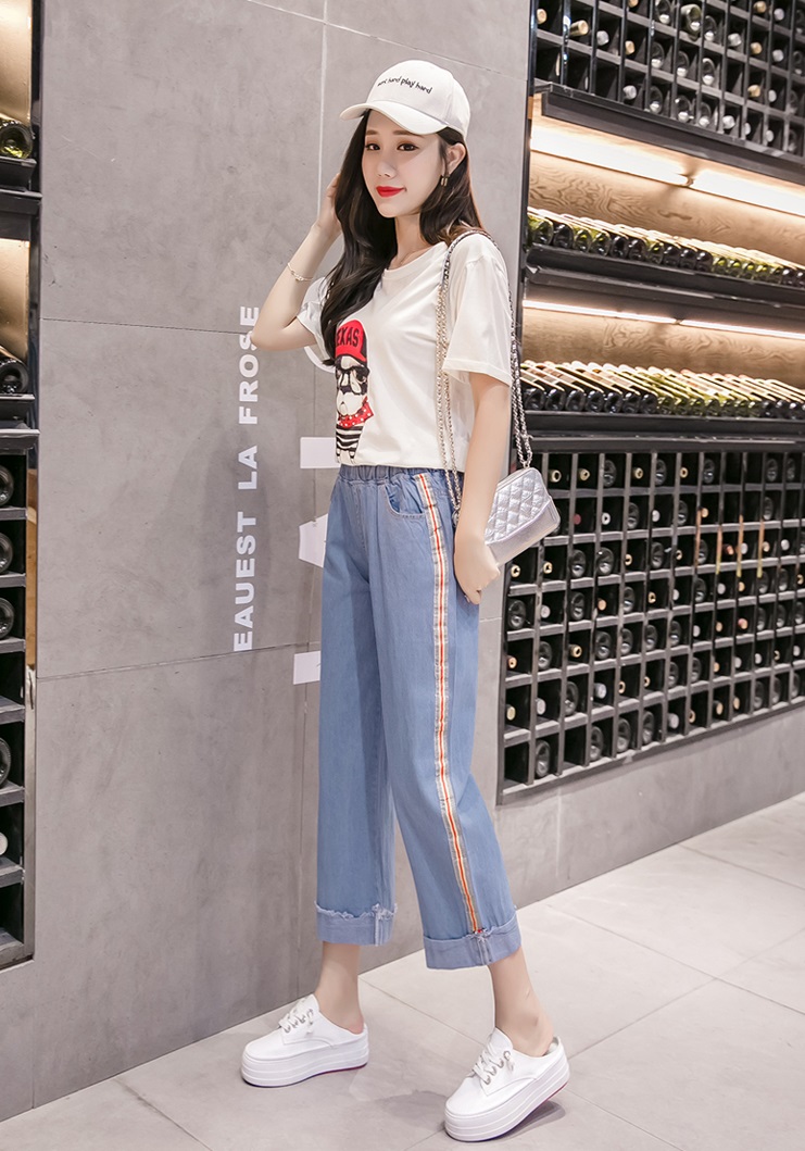 Q202 : Quần lửng ống rộng HQ lật gấu viền sọc thể thao