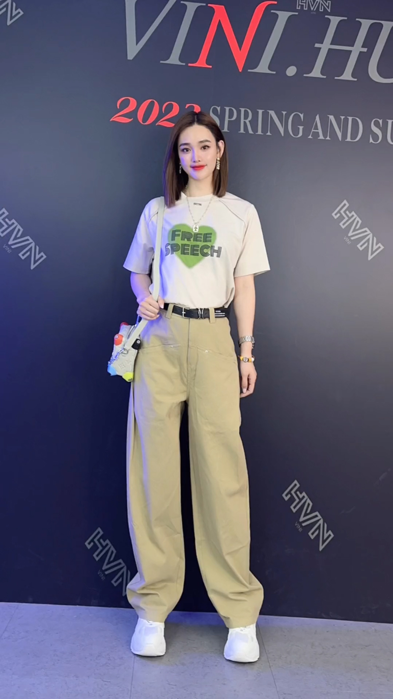 SB215 : Set bộ áo thun ngắn tay + quần dài sáng suông HQ cá tính