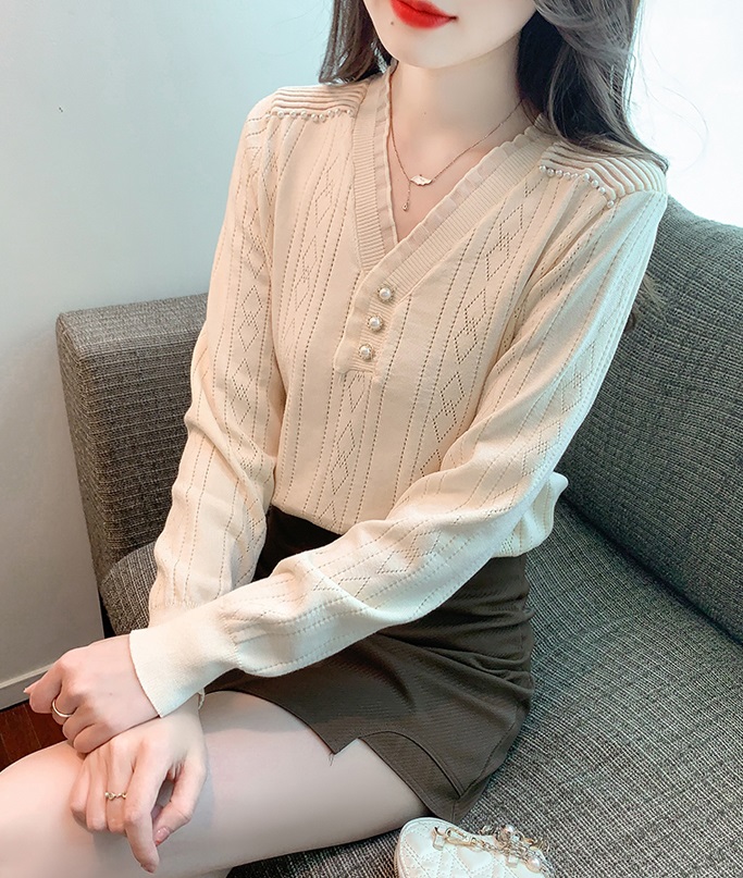 AL247 : Áo len dệt kim HQ cổ chữ V đính hạt ngọc trai